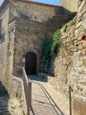 Alloggio appena ristrutturato in borgo medievale